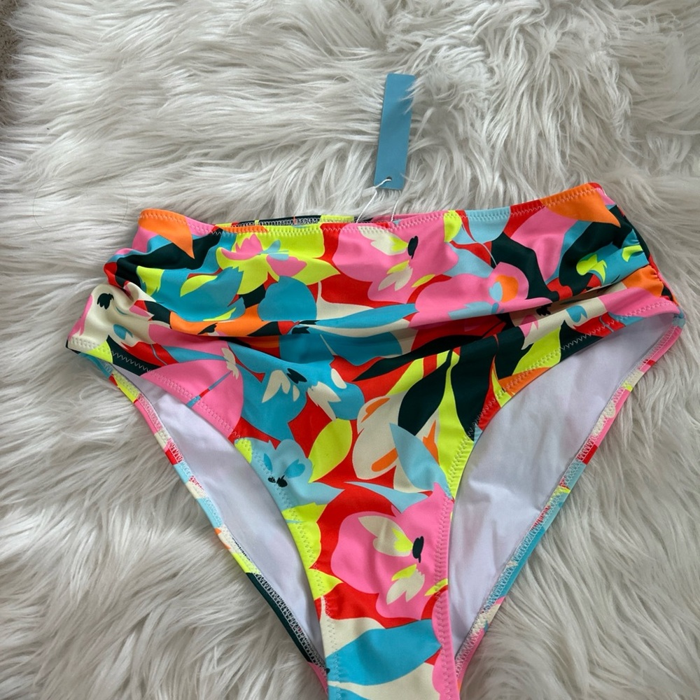 NWT High-Waist Floral Bikini Bottoms in Multi-Color
